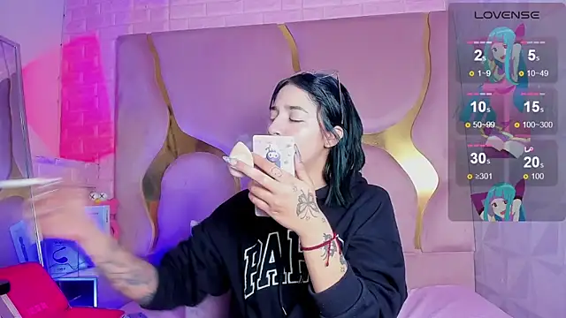 Niina Sissy online show from 03-10-26, 04:49