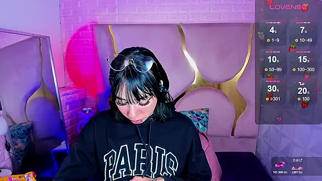 Niina Sissy online show from 02-12-26, 03:50