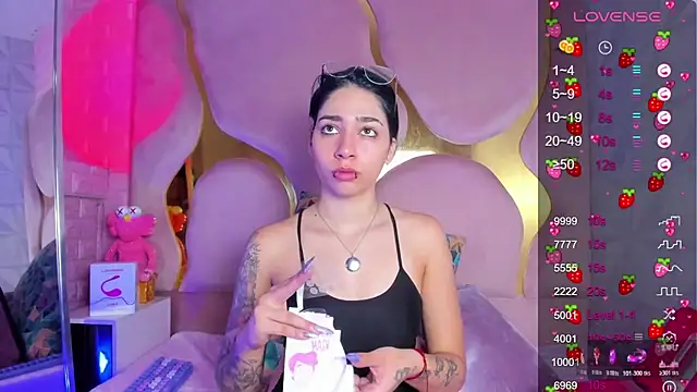 Niina Sissy online show from 02-27-26, 04:23