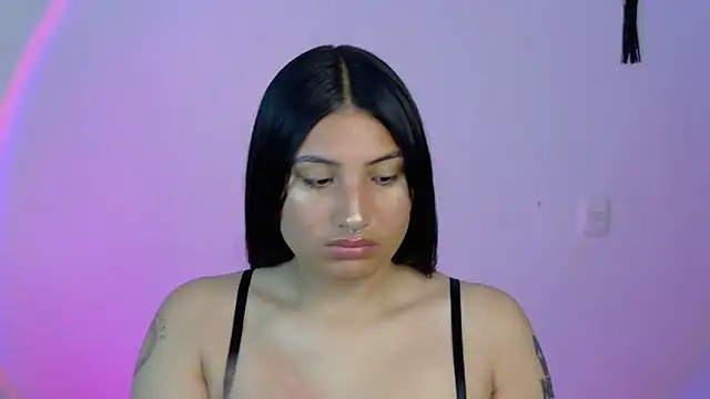 Snapshot of Linda_andrew chatting on 03-02-26, 04:14 Linda andrew online show from 03-02-26, 04:14