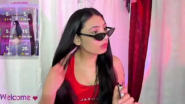 Snapshot of Linda_andrew chatting on 09-26-25, 07:32 Linda andrew online show from 09-26-25, 07:32