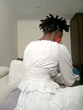 Snapshot of Afrigantia chatting on 10-06-25, 04:24 Afrigantia online show from 10-06-25, 04:24