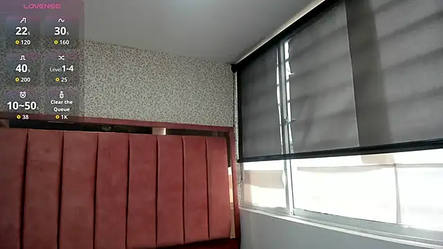 Hanna Lee   online show from 10-07-25, 07:37