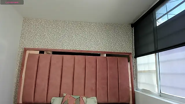 Hanna Lee   online show from 02-26-26, 08:31