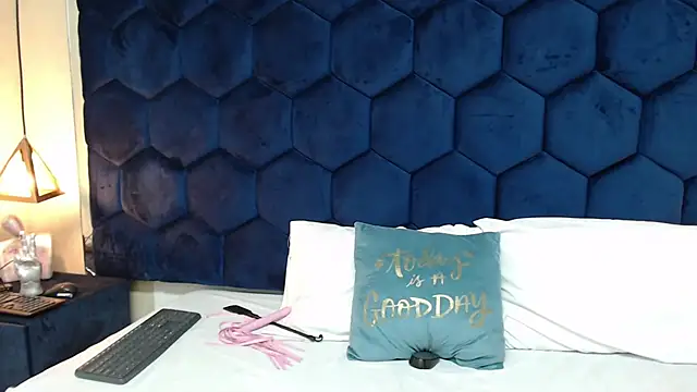 secretdream vc online show from 10-21-25, 02:38