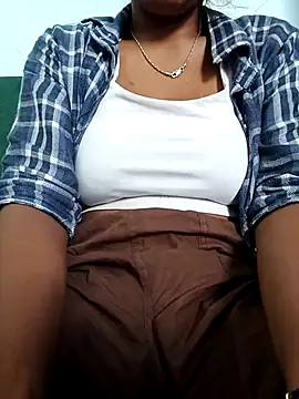 kissujaan online show from 10-09-25, 04:13