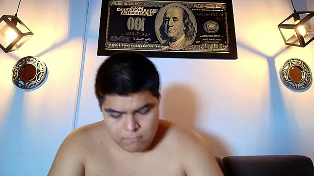 naomi campbel  online show from 03-06-26, 08:37