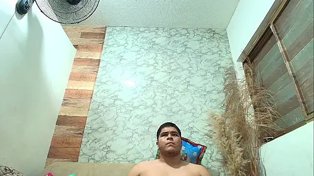 naomi campbel  online show from 01-09-26, 08:27