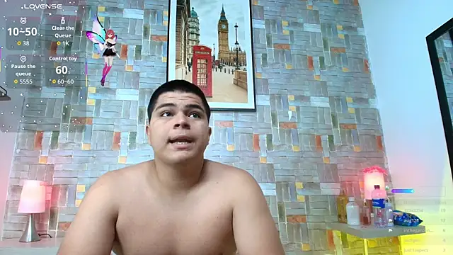 naomi campbel  online show from 11-29-25, 08:20