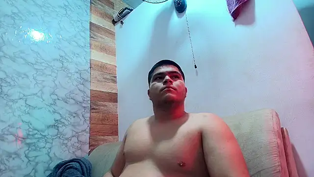 naomi campbel  online show from 02-15-26, 02:05