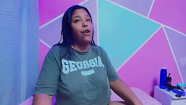 Snapshot of naomi_campbel_ chatting on 04-26-26, 01:52 naomi campbel online show from 04-26-26, 01:52