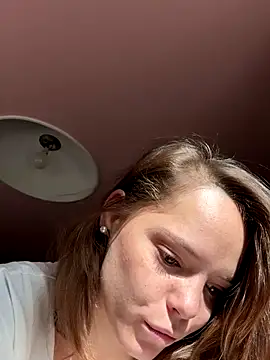 Snapshot of Wildmaca chatting on 10-24-25, 10:14 Wildmaca online show from 10-24-25, 10:14