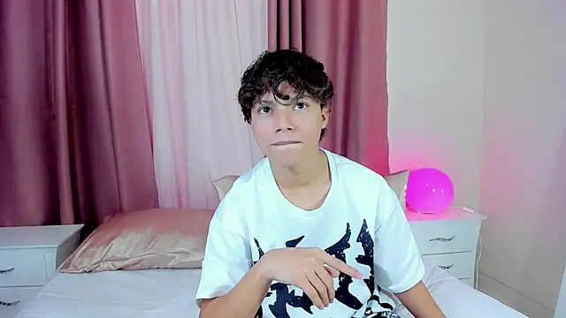 Honeymoon sariel online show from 12-15-25, 01:39