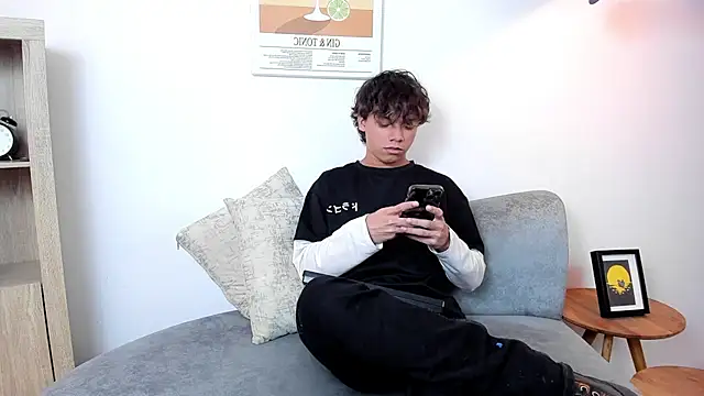 Honeymoon sariel online show from 01-08-26, 08:26