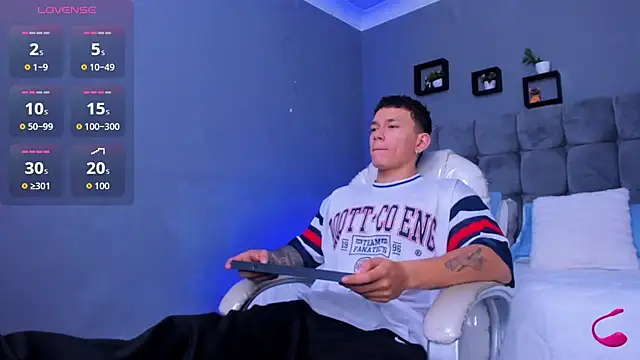 Thomas moon online show from 11-11-25, 10:54