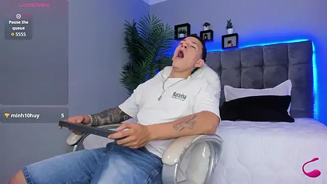 Thomas moon online show from 04-03-26, 02:12