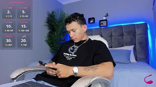 Thomas moon online show from 03-29-26, 01:46