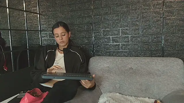 HellAndDante  online show from 11-07-25, 02:49