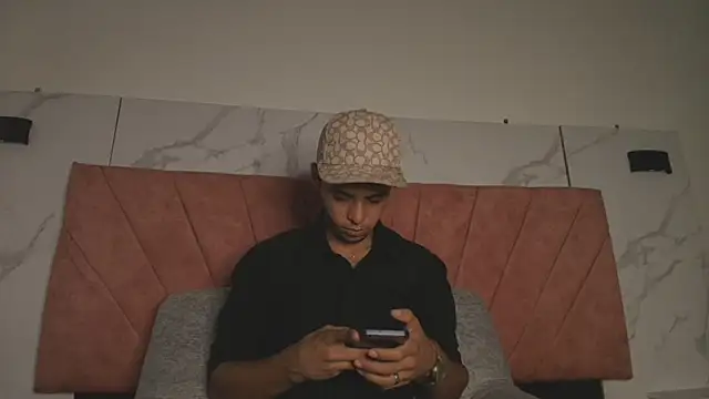 HellAndDante  online show from 12-03-25, 09:31