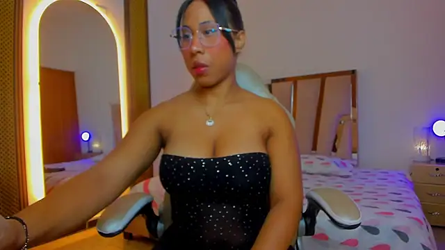 Elowen Clark online show from 01-12-26, 08:15