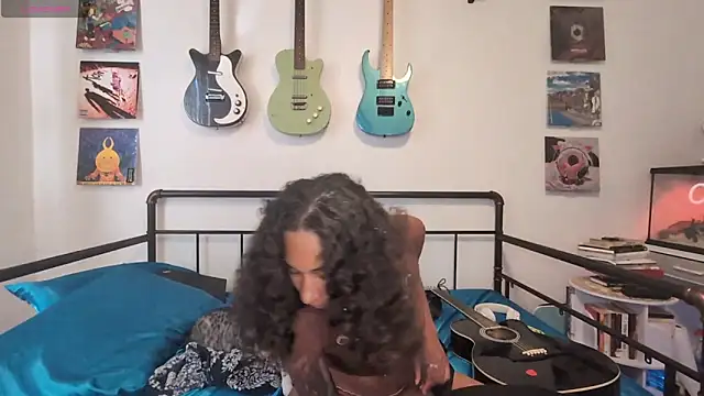 onlystrings online show from 04-01-26, 09:12