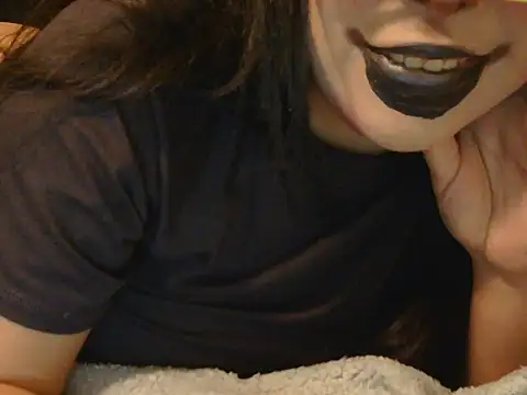 Snapshot of MakaylaRubi chatting on 10-26-25, 07:20 MakaylaRubi online show from 10-26-25, 07:20