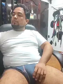 Snapshot of Hotknight chatting on 02-12-26, 02:11 Hotknight online show from 02-12-26, 02:11