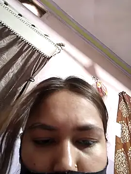 Snapshot of sanu_07 chatting on 05-22-26, 05:27 sanu 07 online show from 05-22-26, 05:27
