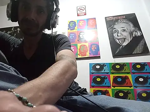 githot online show from 11-29-25, 08:25