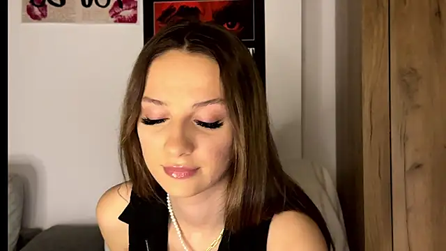 ScarlettSmithX online show from 03-24-26, 03:39