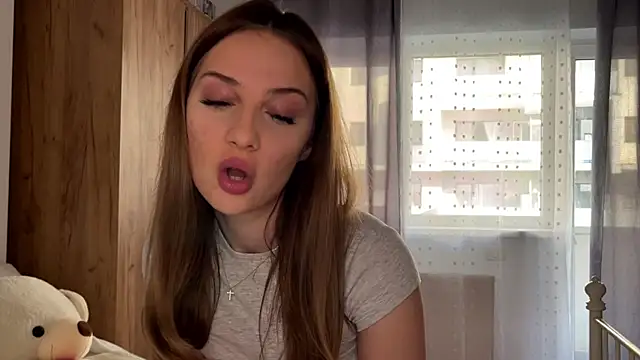 Snapshot of ScarlettSmithX chatting on 05-24-26, 04:34 ScarlettSmithX online show from 05-24-26, 04:34