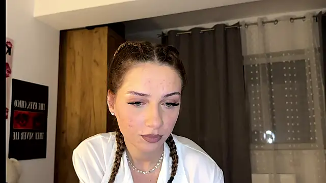 ScarlettSmithX online show from 04-13-26, 02:59