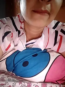 Snapshot of CUTE-PX chatting on 09-14-25, 02:01 CUTE-PX online show from 09-14-25, 02:01