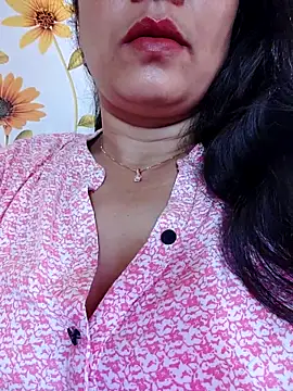 Snapshot of CUTE-PX chatting on 09-24-25, 02:51 CUTE-PX online show from 09-24-25, 02:51