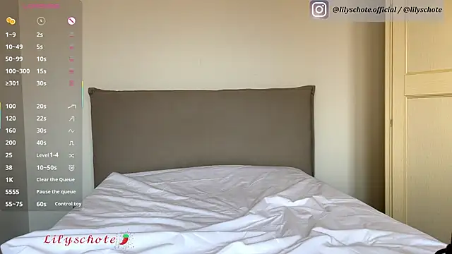 lilyofficial online show from 03-29-26, 01:13