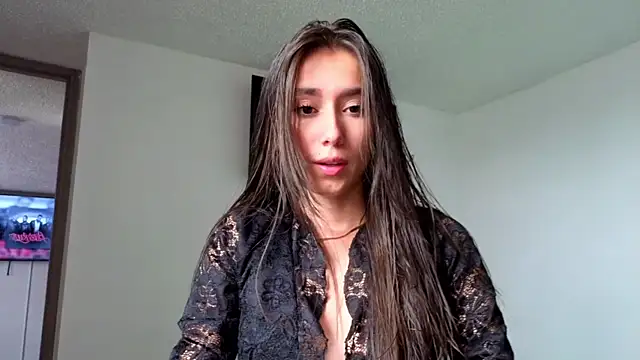 Adhara Kitten online show from 06-20-26, 04:34