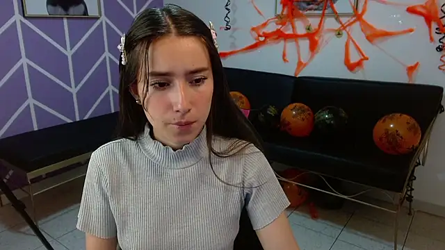 Adhara Kitten online show from 11-06-25, 01:04