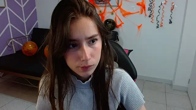 Adhara Kitten online show from 10-27-25, 01:12