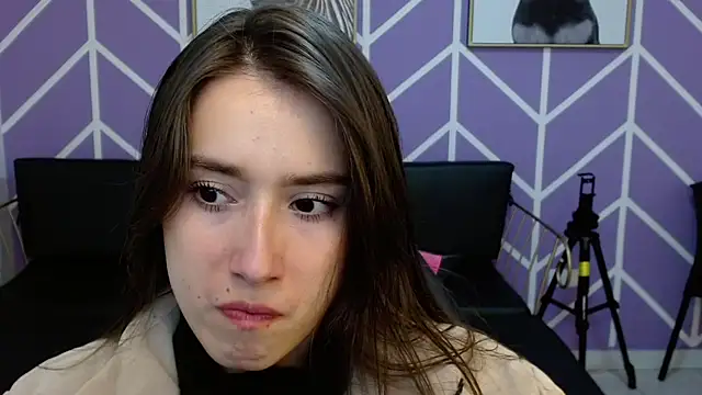 Adhara Kitten online show from 12-05-25, 12:48