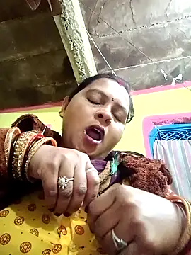 Hot komal1 online show from 12-21-25, 11:27