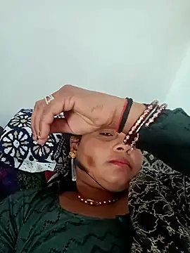 Snapshot of Hot_komal1 chatting on 02-04-26, 09:48 Hot komal1 online show from 02-04-26, 09:48