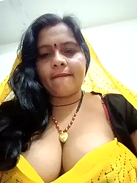 Snapshot of Hot_komal1 chatting on 02-13-26, 08:09 Hot komal1 online show from 02-13-26, 08:09