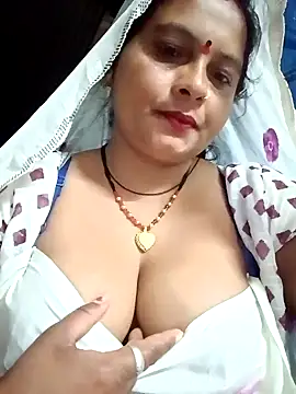 Snapshot of Hot_komal1 chatting on 03-02-26, 07:32 Hot komal1 online show from 03-02-26, 07:32