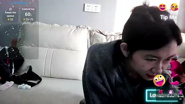 xiaoLI-2025 online show from 11-28-25, 08:58