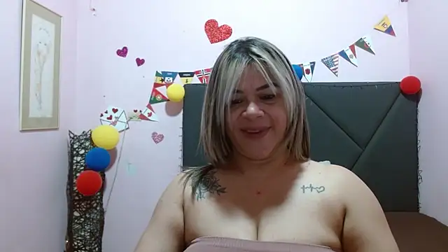 pamela echeverria online show from 07-10-26, 11:10