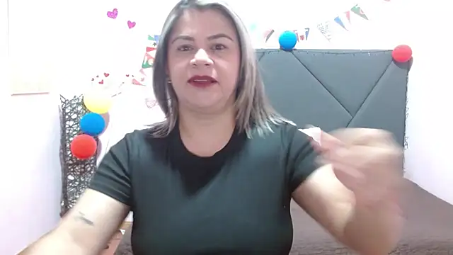 pamela echeverria online show from 07-11-26, 11:32