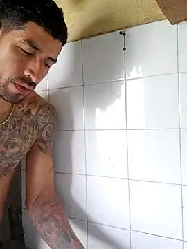 Snapshot of Alexsexygamer chatting on 02-01-26, 05:11 Alexsexygamer online show from 02-01-26, 05:11