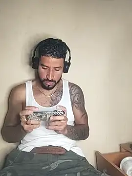 Alexsexygamer online show from 10-24-25, 01:26