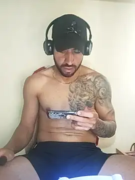 Alexsexygamer online show from 11-23-25, 09:36