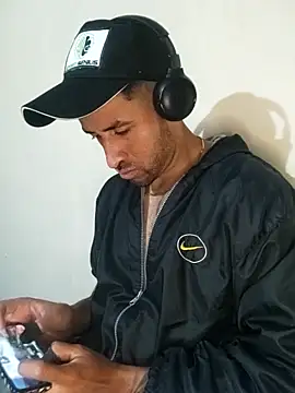 Alexsexygamer online show from 11-06-25, 12:42